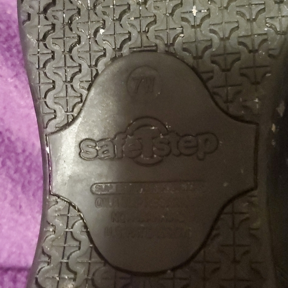 Safe-T Step Ladies Slip-on Ankle Work Shoes - Picture 5 of 5